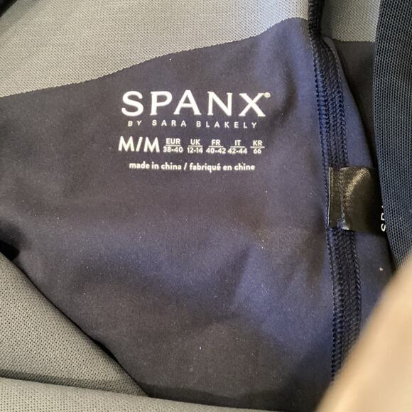 Spanx NWOT Mesh Contour Active Leggings in Lapis Night Blue Size Medium - Picture 5 of 5